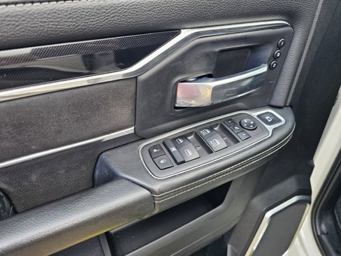 Used 2022 RAM 2500 Laramie image 12