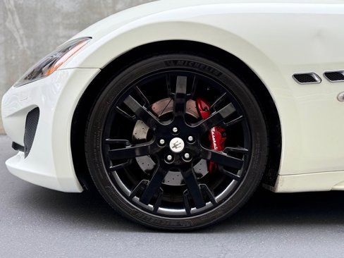 Used 2014 Maserati GranTurismo Sport image 6