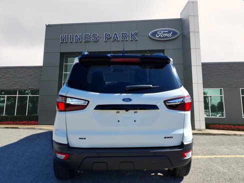Used 2022 Ford EcoSport SES image 6