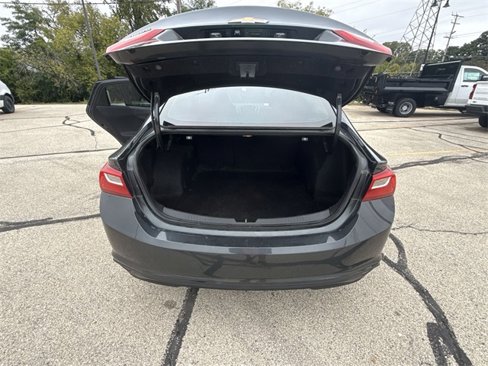 Certified 2018 Chevrolet Malibu LT image 24