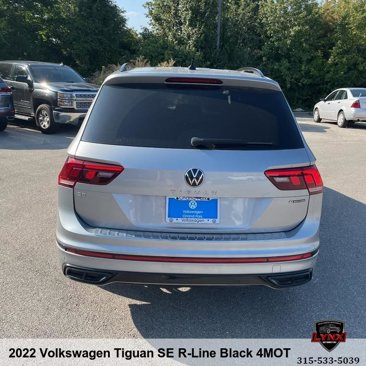 Used 2022 Volkswagen Tiguan SE R-Line image 4