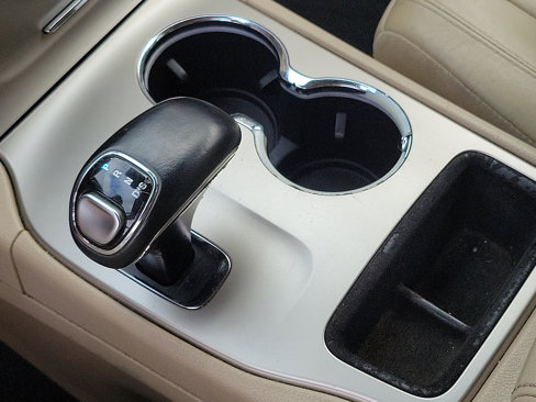 Used 2014 Jeep Grand Cherokee Limited image 11