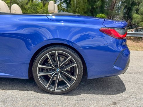 Used 2023 BMW 430i xDrive Convertible w/ M Sport Package image 31