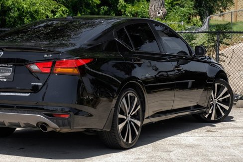 Used 2022 Nissan Altima 2.0 SR image 18