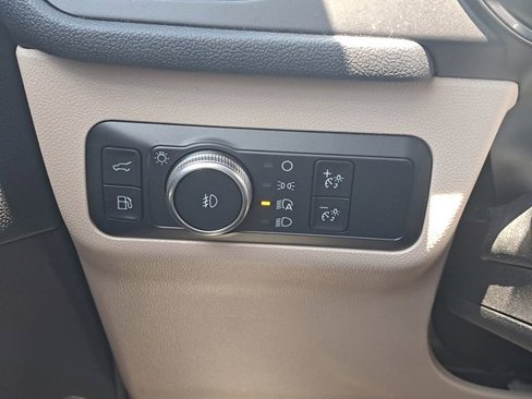 Used 2020 Ford Escape Titanium image 26