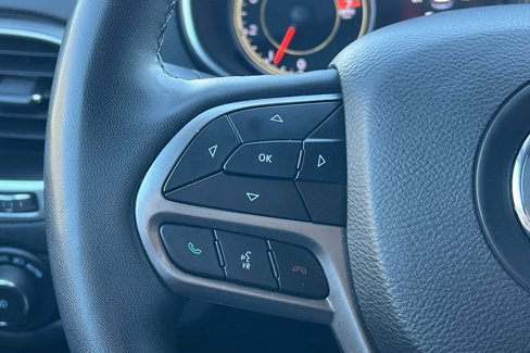 Used 2022 Jeep Cherokee Latitude Lux image 37