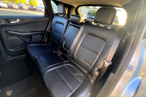 Used 2022 Ford Escape SEL w/ Technology Package image 26