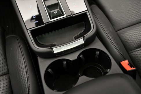 Certified 2023 Porsche Macan GTS image 32