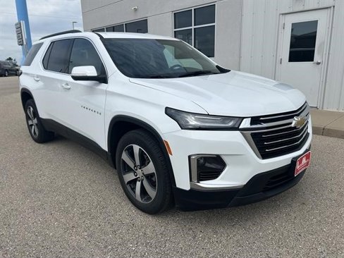 Certified 2023 Chevrolet Traverse LT w/ LT Premium Package image 1