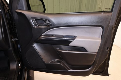 Used 2020 Chevrolet Colorado W/T w/ WT Convenience Package image 18