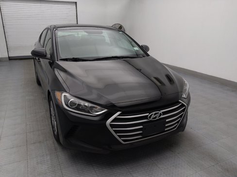 Used 2017 Hyundai Elantra SE image 14