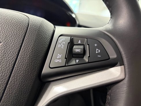 Used 2019 Chevrolet Trax LT w/ LT Convenience Package image 35