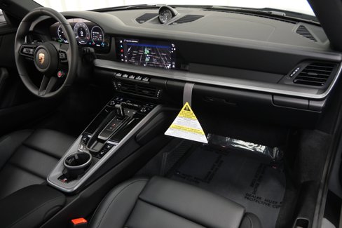 Used 2025 Porsche 911 Carrera w/ Premium Package image 13