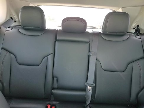 Used 2022 Jeep Compass Limited image 21