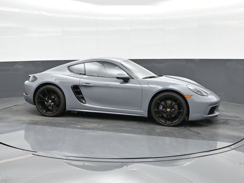 Certified 2024 Porsche 718 Cayman image 6