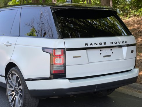 Used 2017 Land Rover Range Rover Long Wheelbase Autobiography image 13