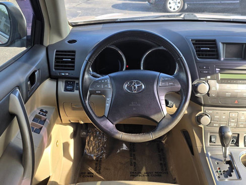 Used 2008 Toyota Highlander Sport image 16
