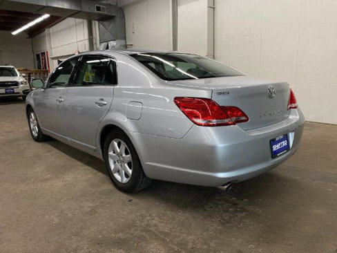 Used 2007 Toyota Avalon Touring image 3