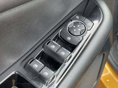 Used 2016 Ford Edge SEL w/ Equipment Group 201A image 17