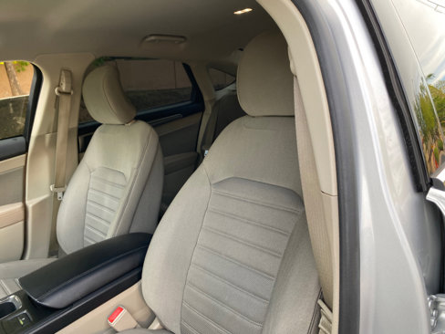 Used 2019 Ford Fusion SE image 24