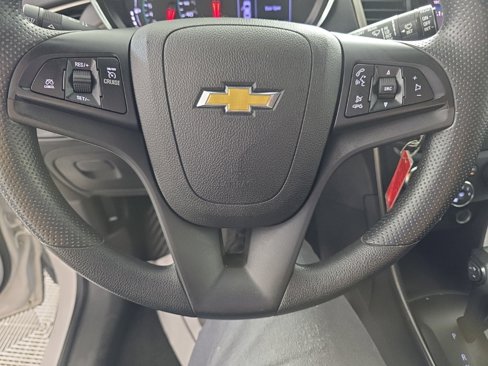 Used 2020 Chevrolet Trax LT image 23