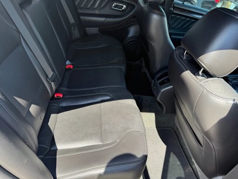 Used 2013 Ford Taurus Limited image 18