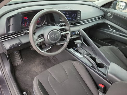 Used 2021 Hyundai Elantra SEL w/ Cargo Package image 11