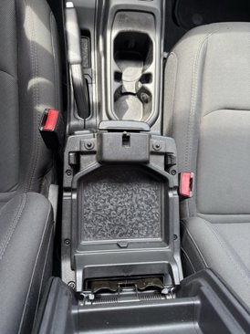 Used 2022 Jeep Wrangler Unlimited Sport image 34