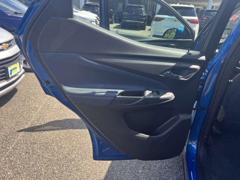 Used 2022 Chevrolet Bolt EUV Premier w/ Sun & Sound Package image 15
