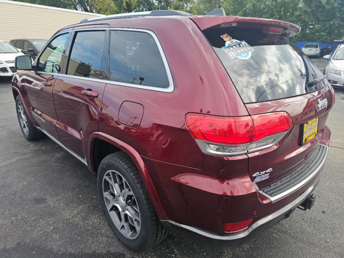 Used 2018 Jeep Grand Cherokee Limited image 10