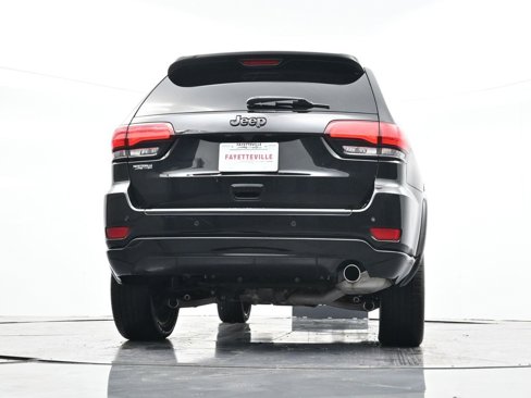 Used 2021 Jeep Grand Cherokee Laredo X image 37