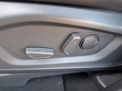 Used 2022 Ford Explorer Limited image 14