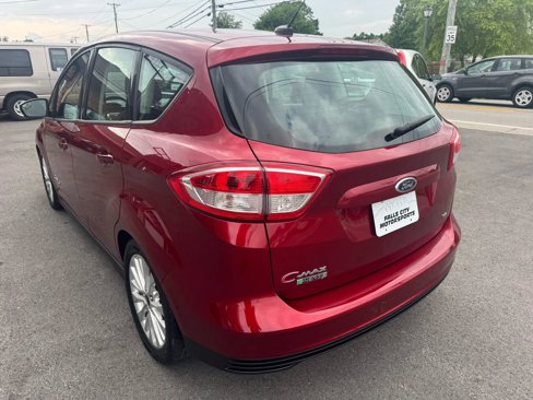 Used 2017 Ford C-MAX Energi SE w/ Cold Weather Package image 10