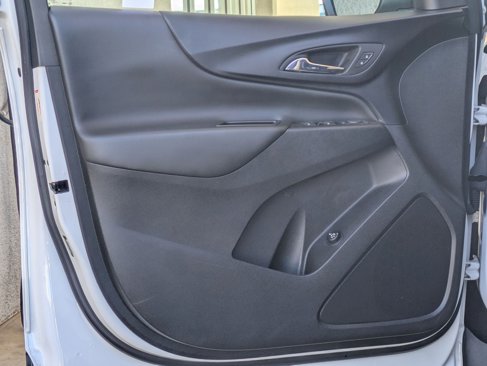 Used 2023 Chevrolet Equinox LT image 15