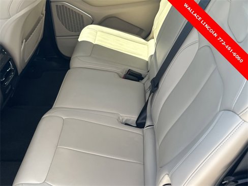 Used 2022 Jeep Grand Cherokee L Limited image 15