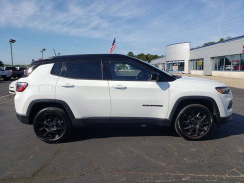 Used 2022 Jeep Compass Altitude w/ Convenience Group image 9