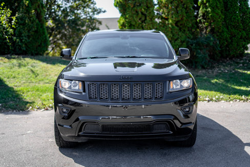 Used 2015 Jeep Grand Cherokee Altitude image 2