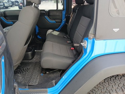 Used 2012 Jeep Wrangler Unlimited Sport image 23
