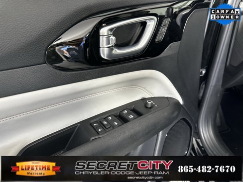 Used 2022 Jeep Compass Limited w/ Elite Group image 10
