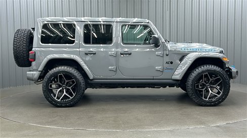 Used 2023 Jeep Wrangler Unlimited Rubicon 4xe image 6