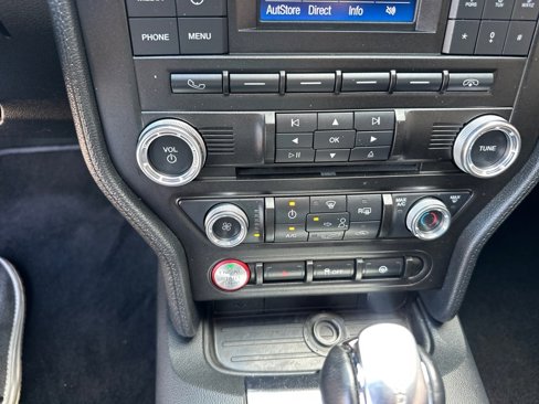 Used 2018 Ford Mustang Coupe image 18