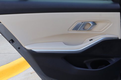 Used 2023 BMW 330e w/ Premium Package image 13