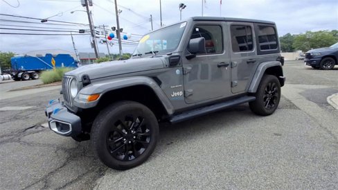 Used 2023 Jeep Wrangler Unlimited Sahara image 4