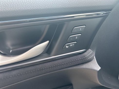 Used 2021 Honda Clarity Touring image 16