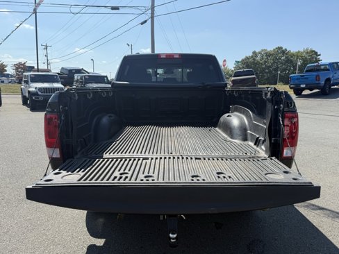 Used 2019 RAM 1500 Classic SLT image 5