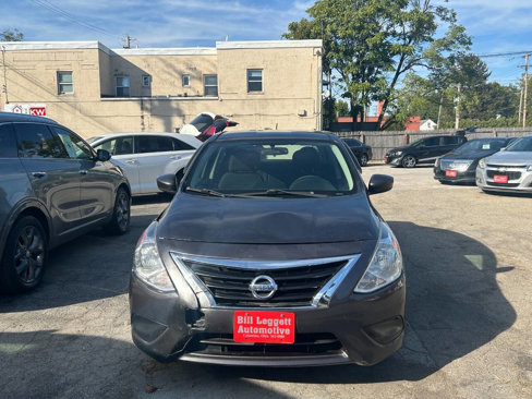 Used 2015 Nissan Versa SV image 3
