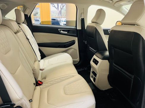 Used 2023 Ford Edge Titanium image 17