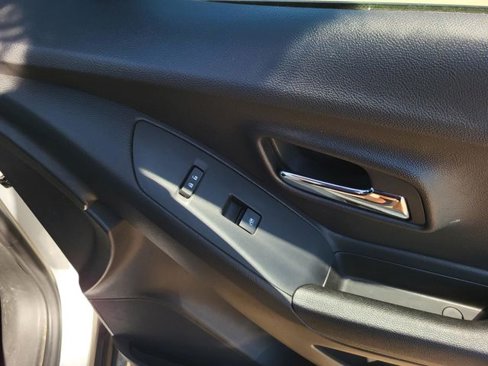 Used 2018 Chevrolet Trax LT w/ Redline Edition image 14