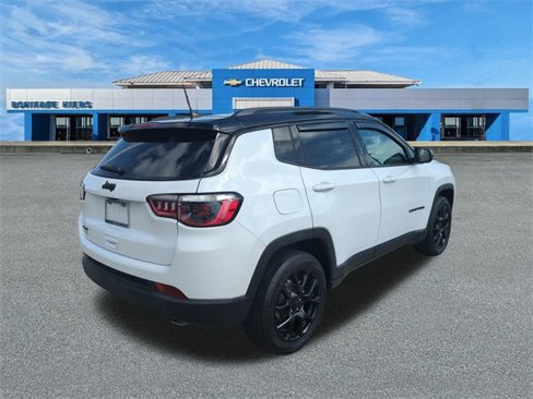 Used 2022 Jeep Compass Altitude w/ Convenience Group image 4
