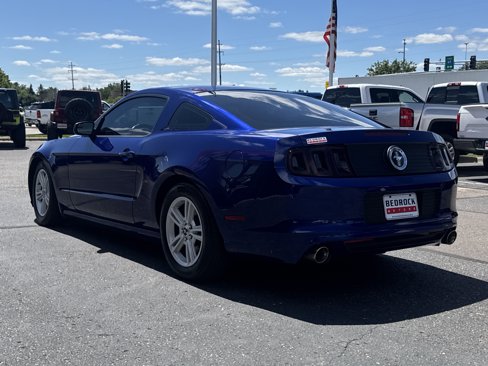 Used 2014 Ford Mustang Coupe image 5